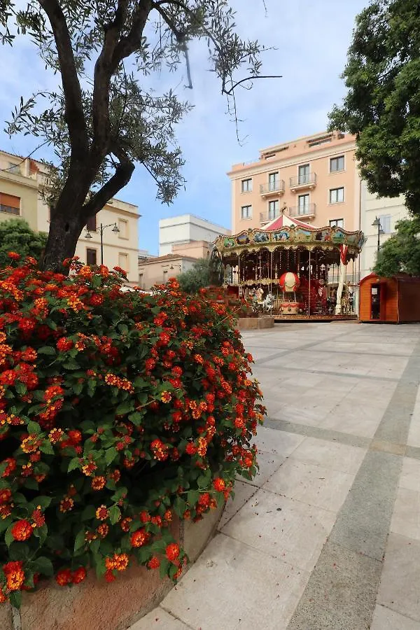 Luxurious And Posh In Historical Centre Apartment Olbia Italy