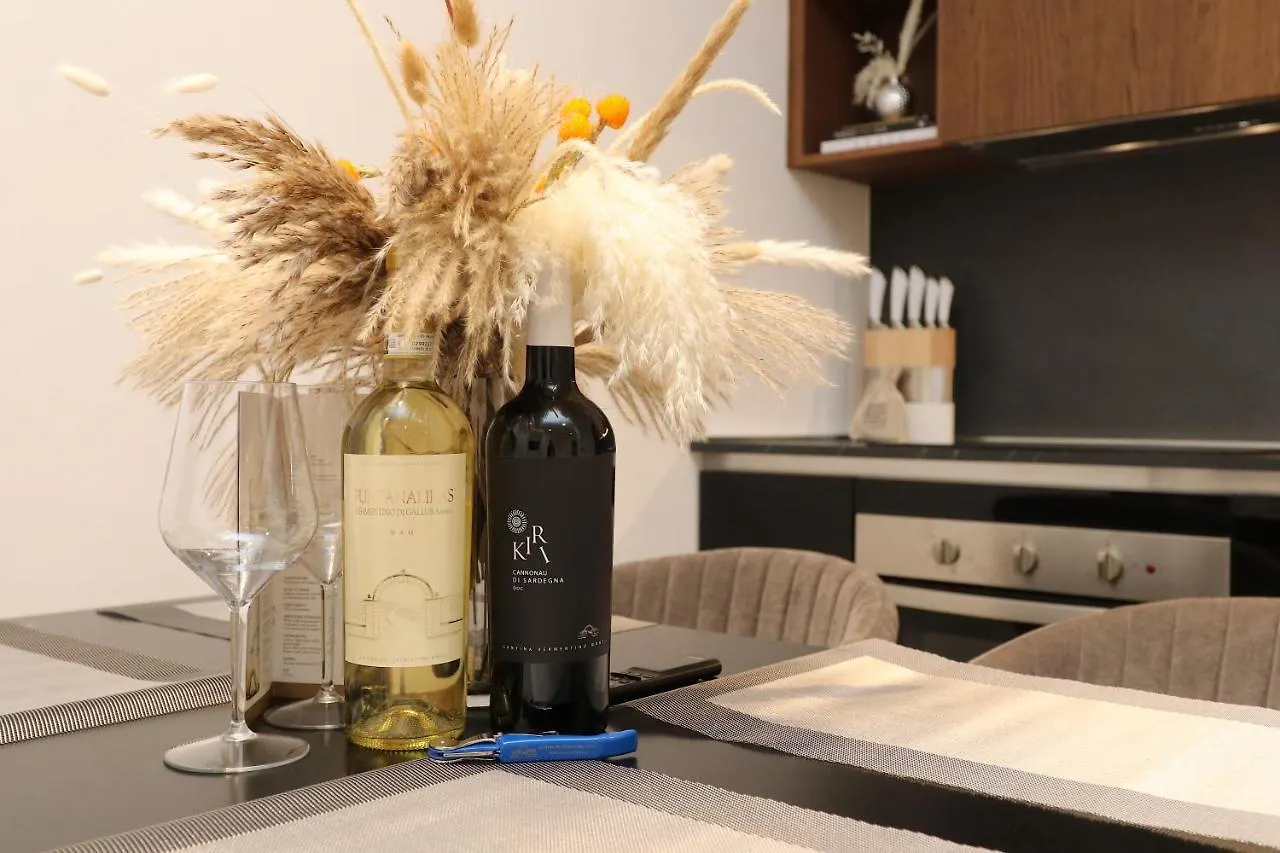 Luxurious And Posh In Historical Centre Apartment Olbia