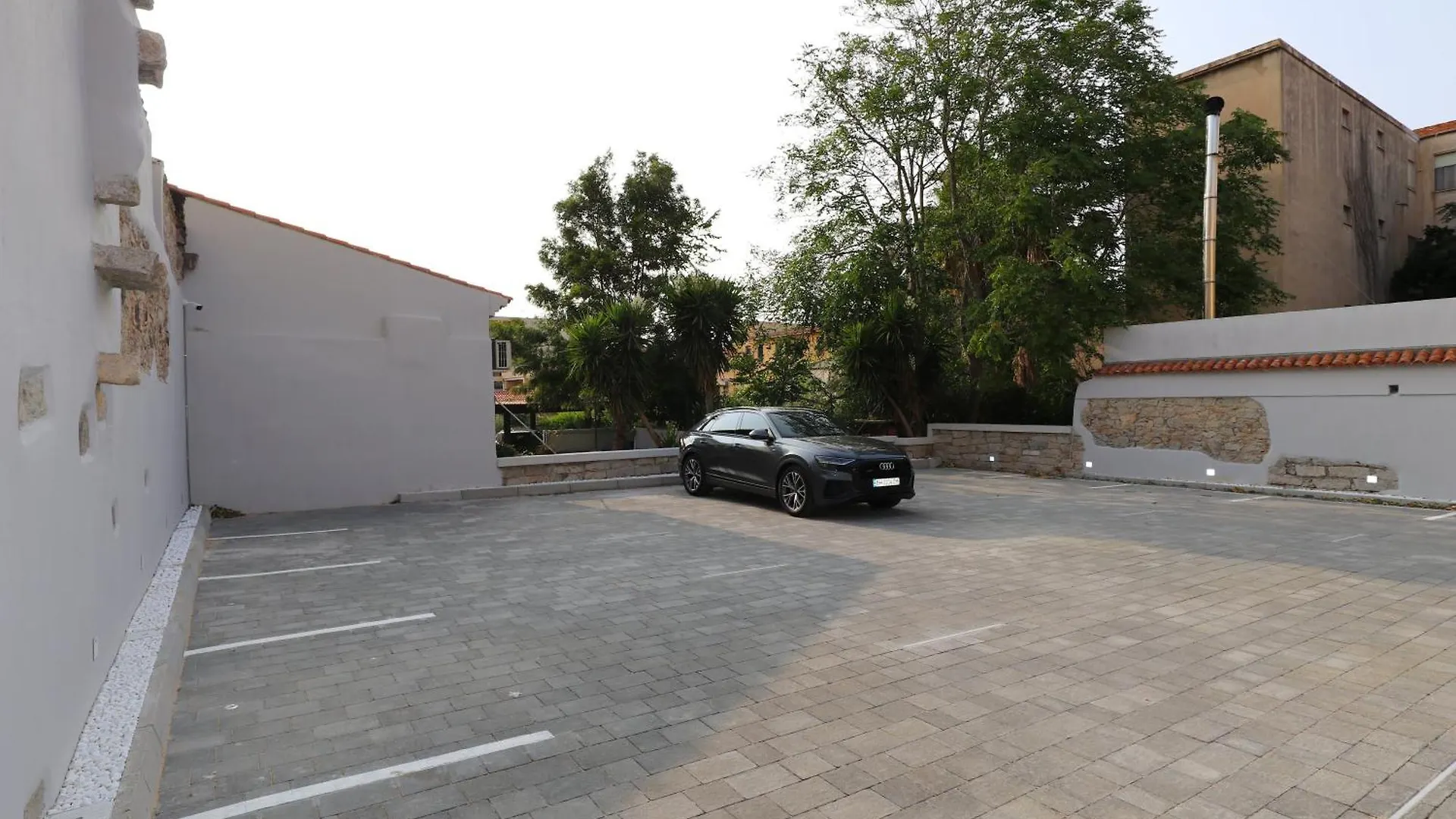 Luxurious And Posh In Historical Centre Apartment Olbia