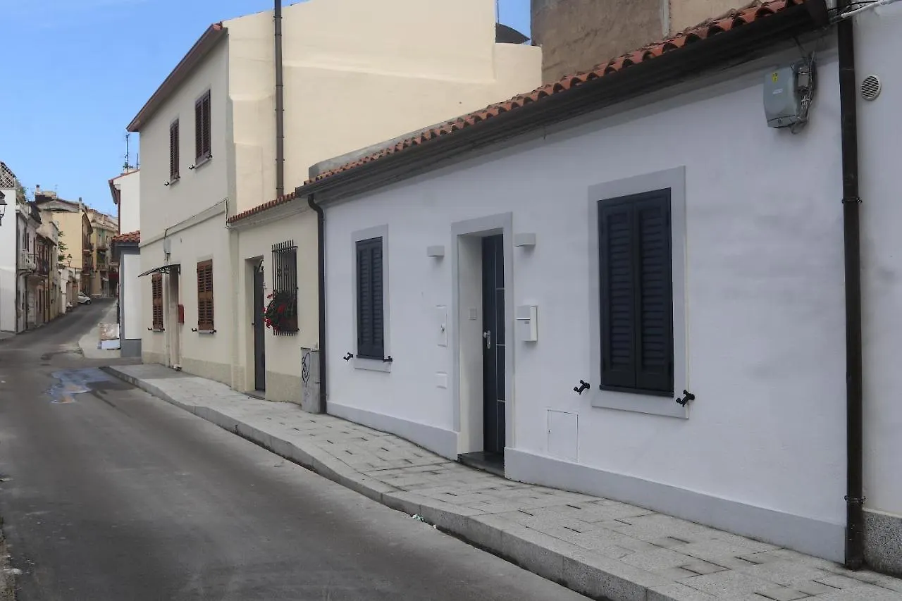 Luxurious And Posh In Historical Centre Διαμέρισμα Όλμπια 0*,